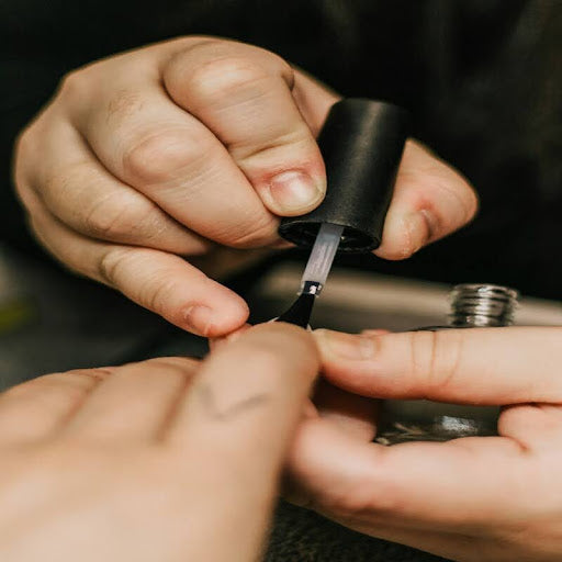 Comment en finir avec les ongles fissurés ? Image