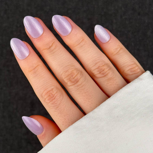 Lavender Bright - Amande court