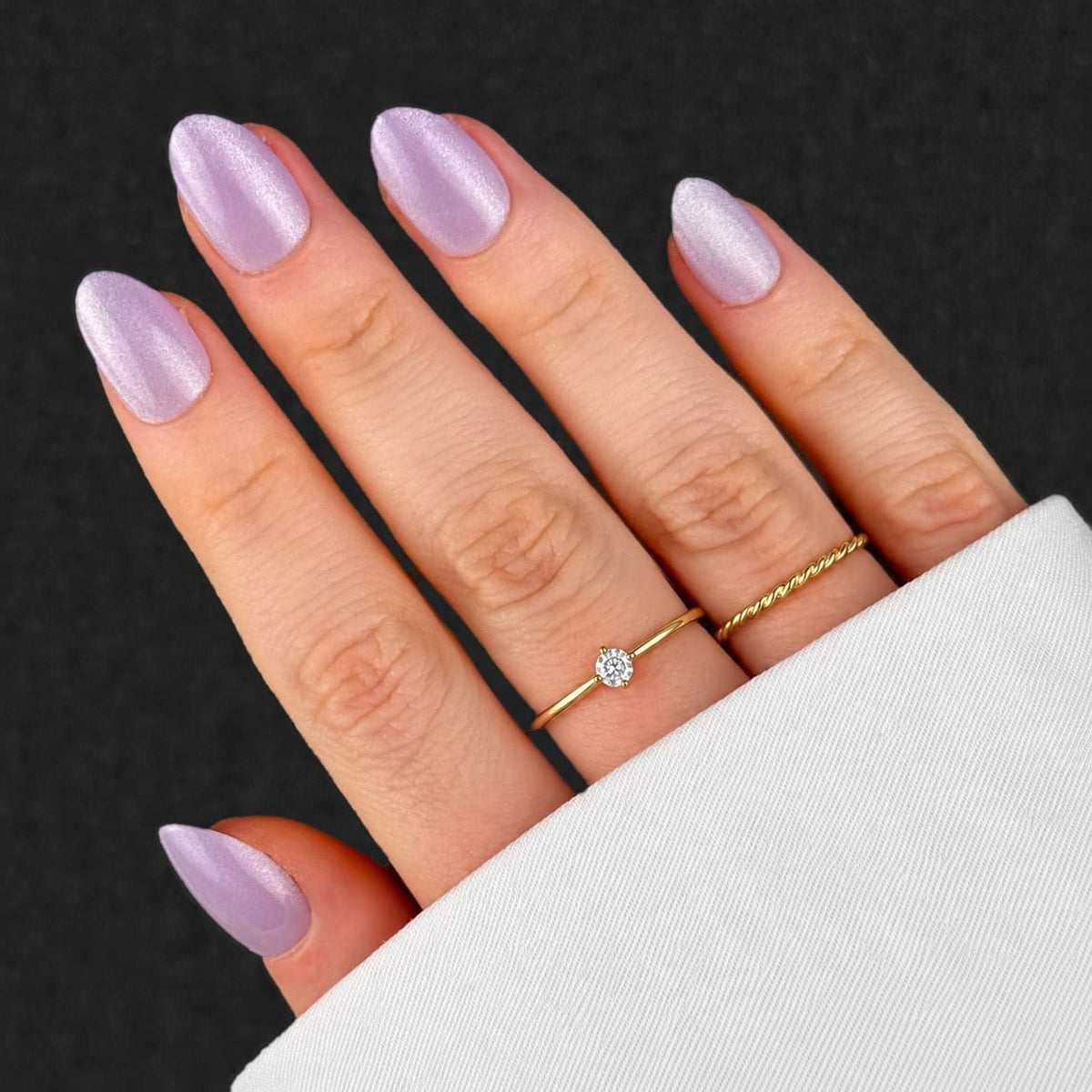 Lavender Bright - Amande court